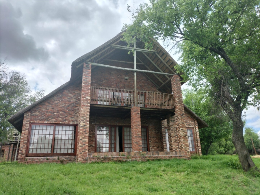 4 Bedroom Property for Sale in Bothaville Free State